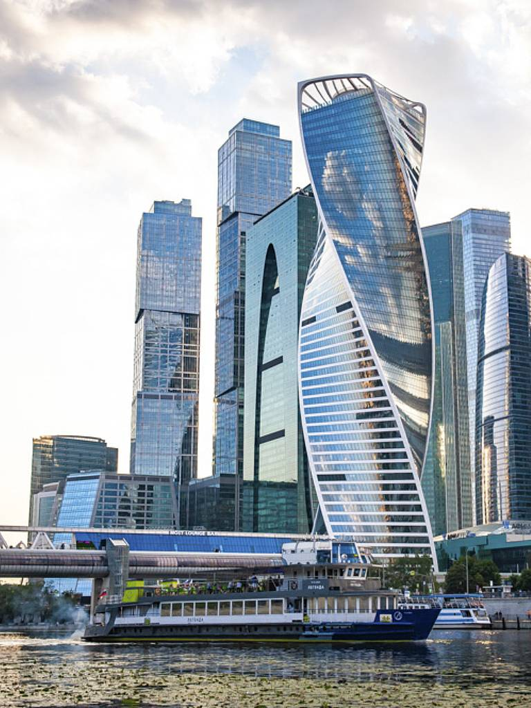 Речная прогулка «Московская Гранд прогулка» с музыкальной программой и ужином