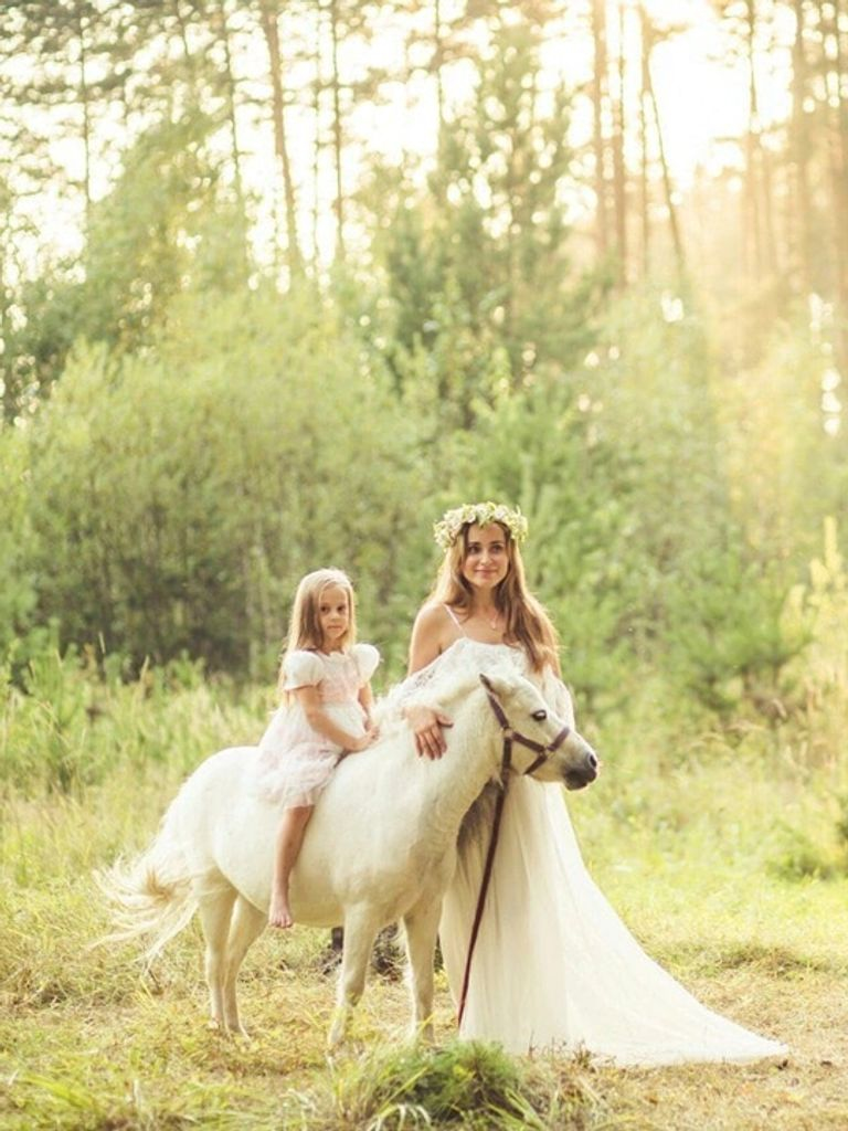Прогулка на пони или ослике + фотосессия для 1 человека, 1 ч.