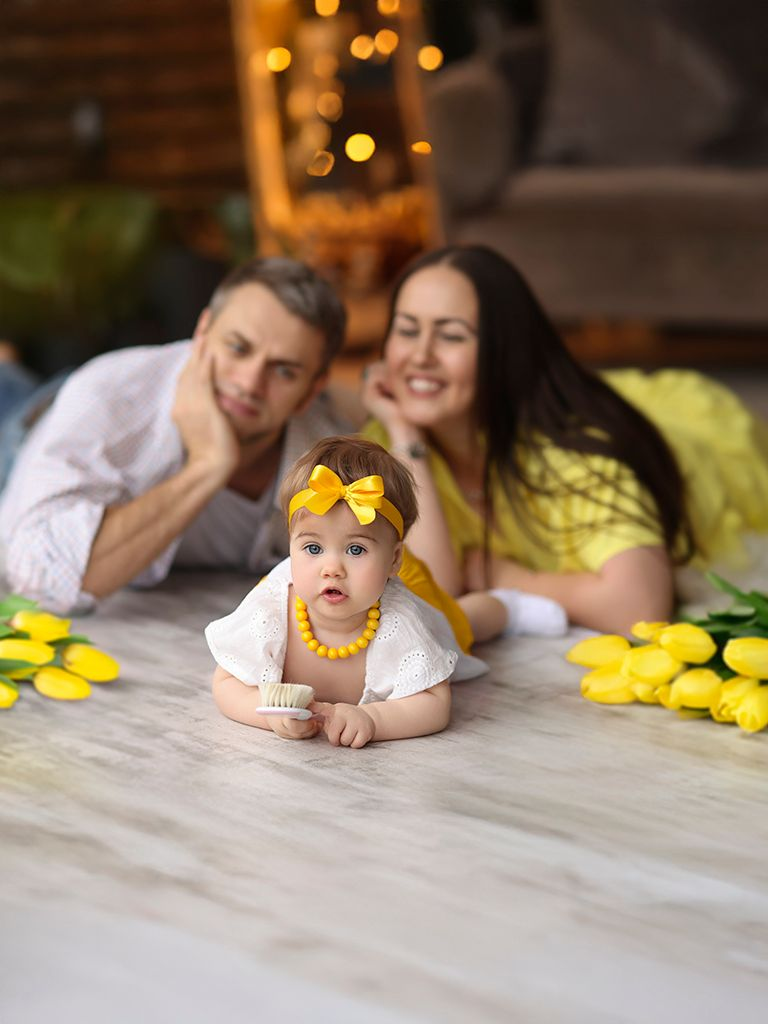 Семейная фотосессия для родителей и малышей (до 4 человек)