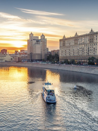 Дискотека под разводными мостами