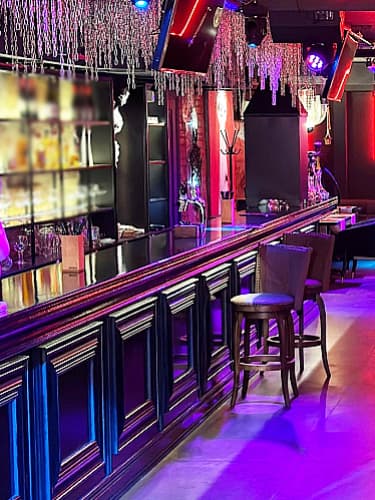 Меню кухни и безалкогольные напитки