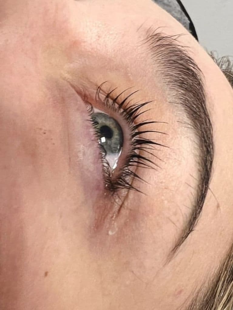 Ламинирование ресниц + окрашивание