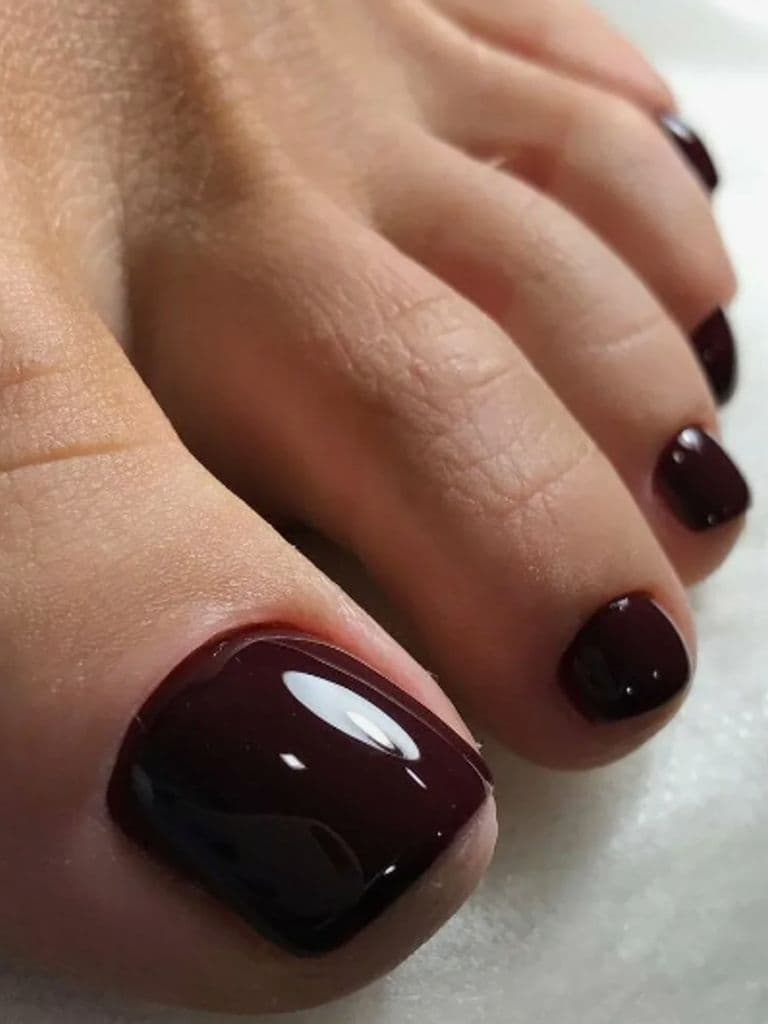 Экспресс-педикюр (только пальчики) + покрытие гель-лаком PNB