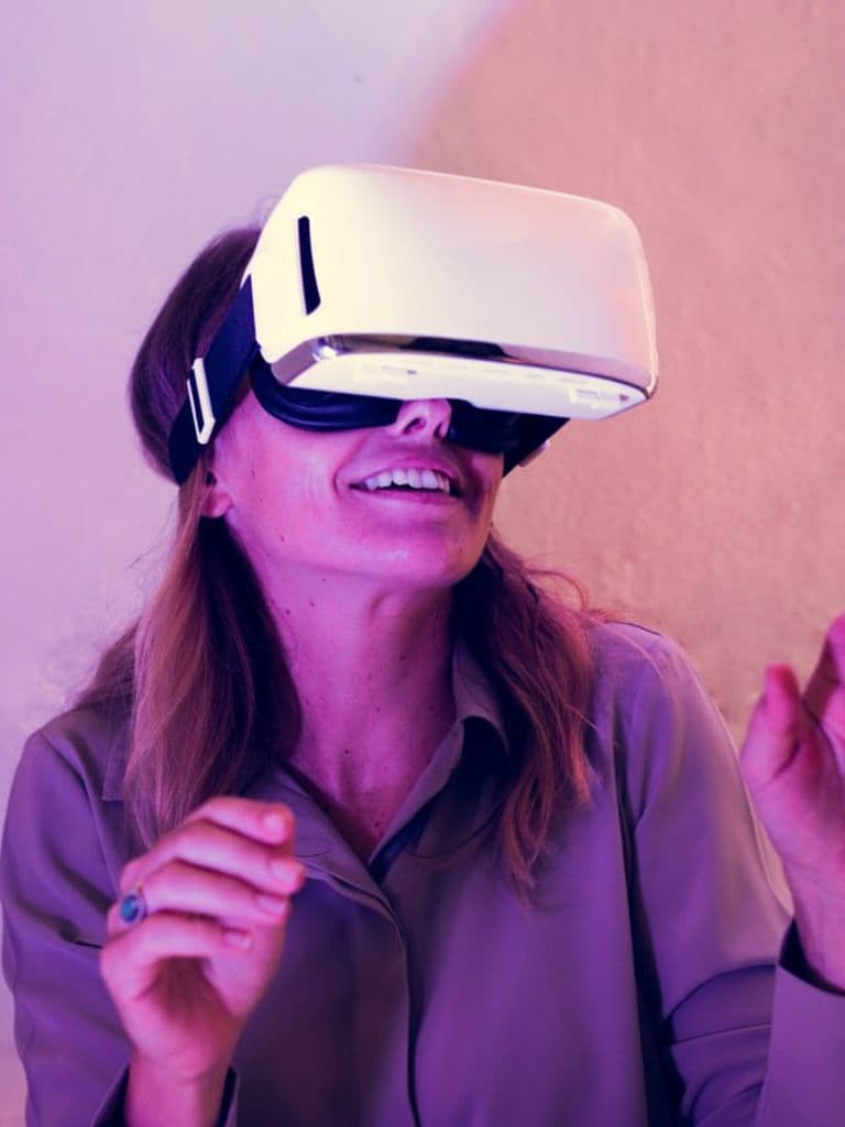 1 час игры в VR при аренде 3 часов в комнате «Азия» или «Терраса»