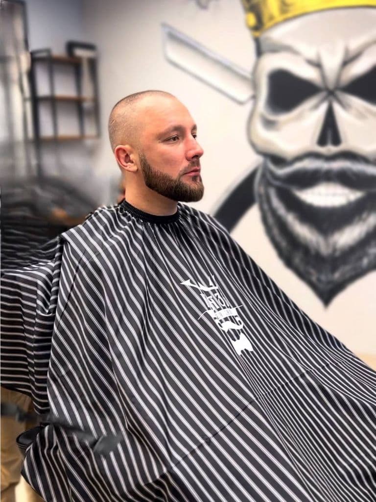 Оформление бороды и усов