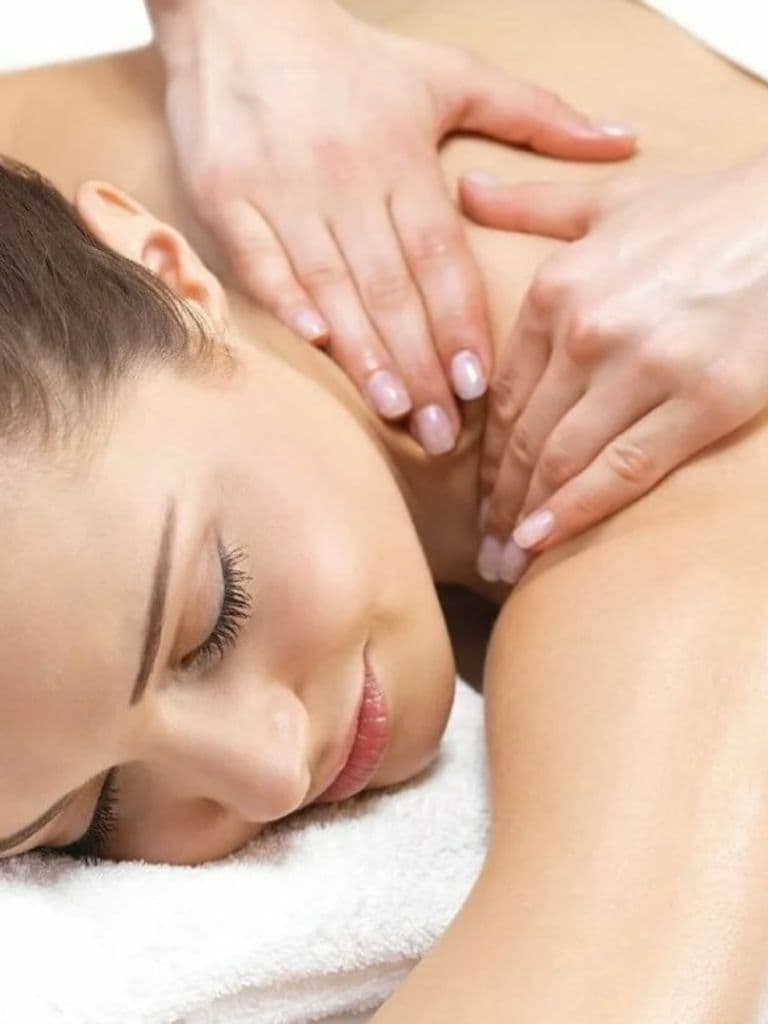 Массаж шейно-воротниковой зоны и головы, 30 мин.