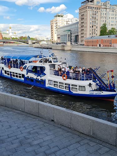 Маршрут «Центральный» от причала «Зарядье»