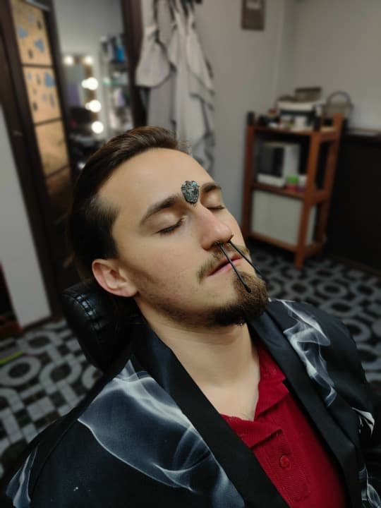 Удаление волос воском (уши, нос)