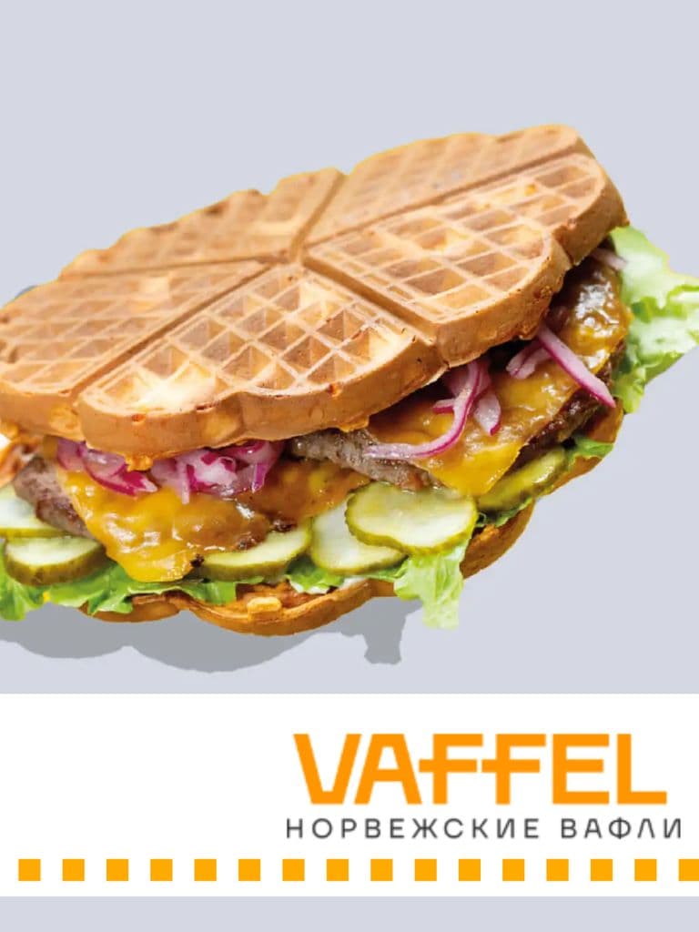 Меню кухни и безалкогольных напитков при заказе в кафе