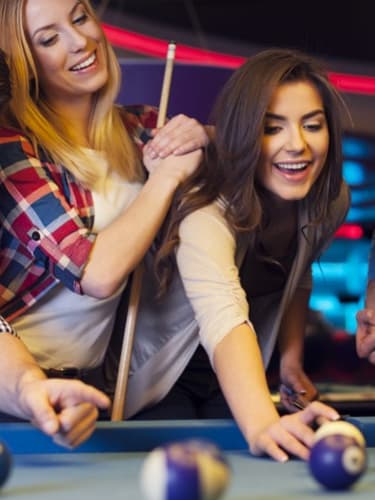 Игра в американский бильярд, Пн-Пт