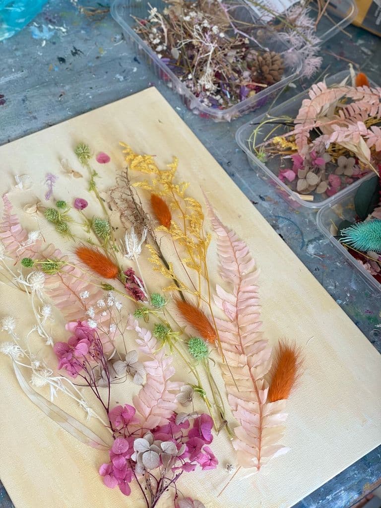 Мастер-класс «Интерьерная картина с сухоцветами»