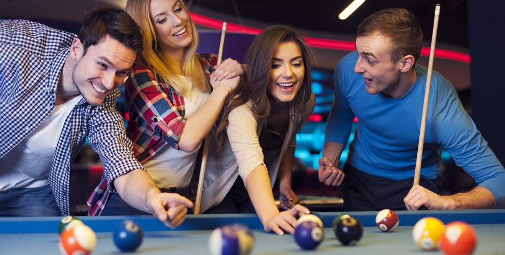 Бильярд в батутном парке Вверх