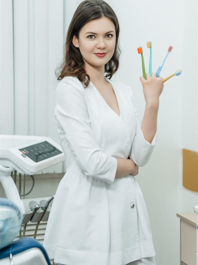 УЗ-чистка зубов с Air Flow + покрытие фторлаком