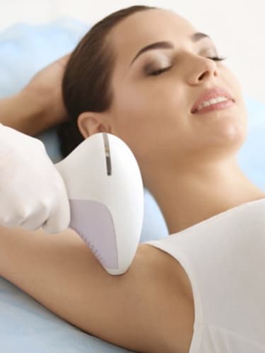 Лазерная эпиляция: тотальное бикини + подмышки