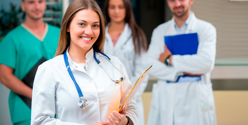 Студия стоматологической профилактики и отбеливания зубов 32ok