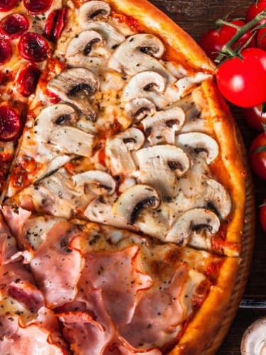 6 пицц на выбор