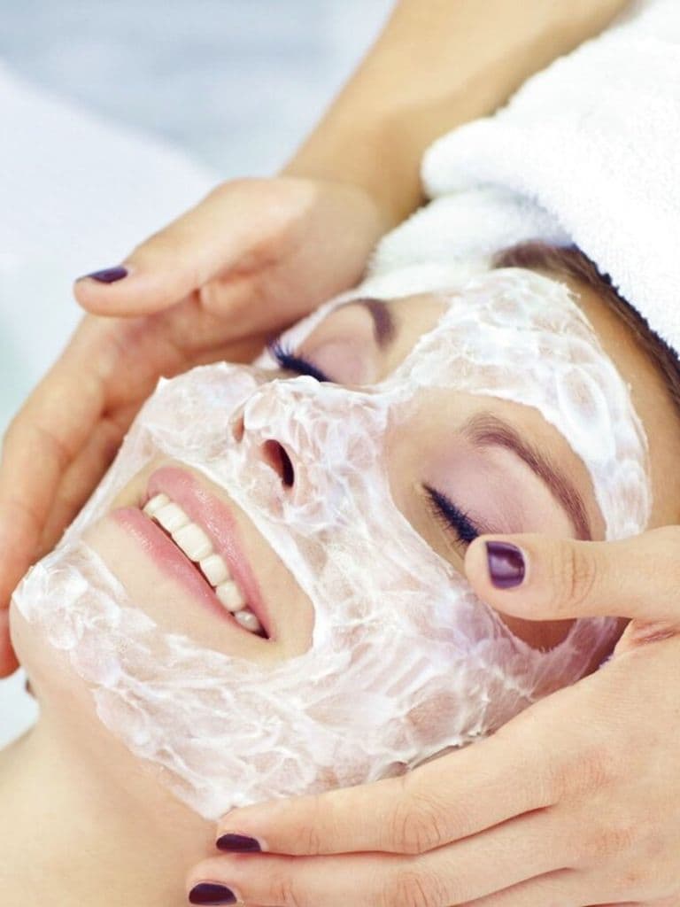 Уходовая процедура за лицом и шеей «Родниковая прохлада»