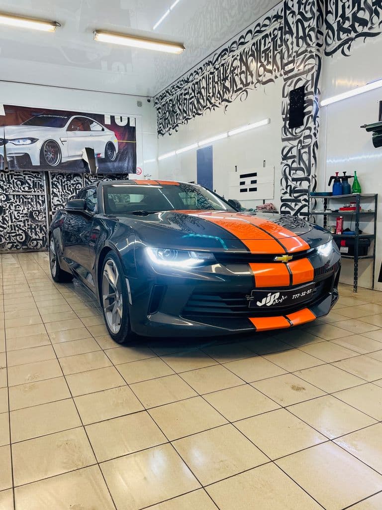 Защита автомобиля от сколов и царапин плёнкой Shadow Guard