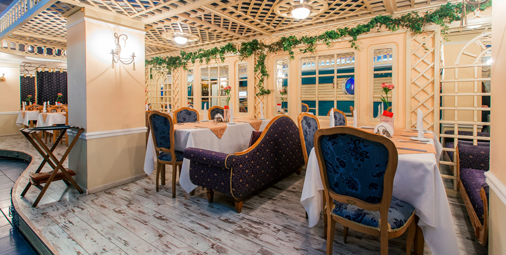 Ресторан TITANIC 2000