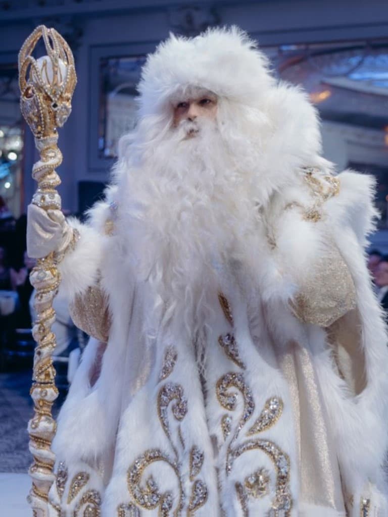 Новогодний сборный корпоратив 19 декабря в банкетном зале «Выставка» на ВДНХ