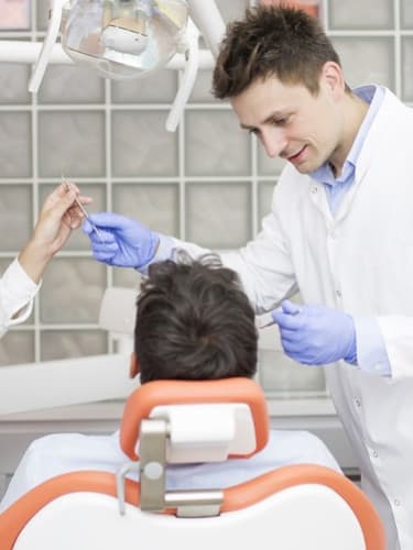 Реставрация зуба