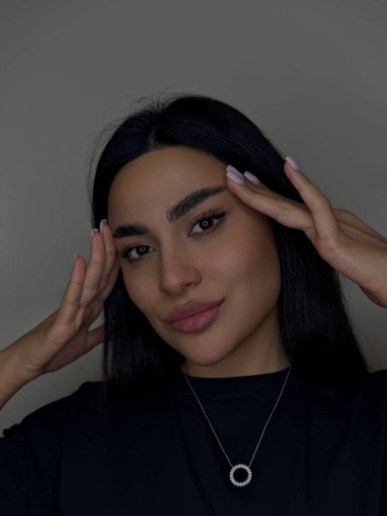 Оформление бровей