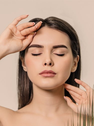 Удаление перманентного макияжа ремувером/лазером на выбор