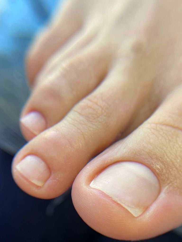 Экспресс-педикюр без покрытия