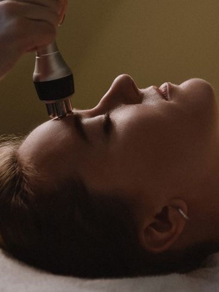 RF-лифтинг лица + шеи (радиочастотный лифтинг ) + Premium SPA-уход губ