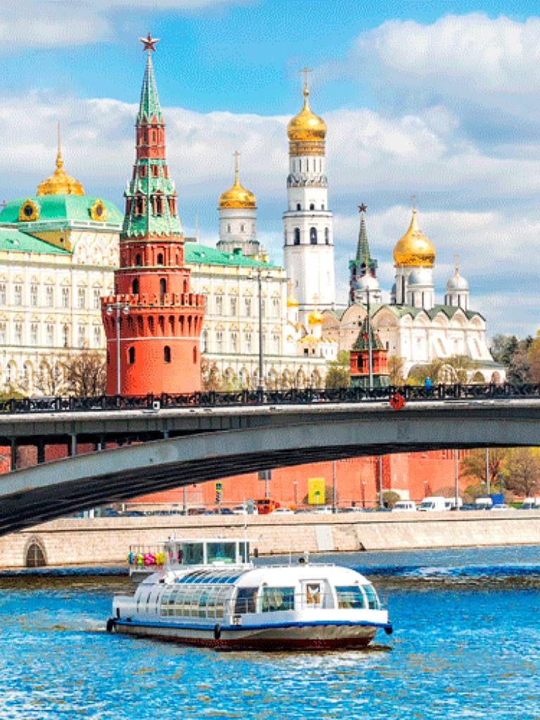 Речной экспресс-маршрут от Парка «Зарядье» до Воробьевых гор