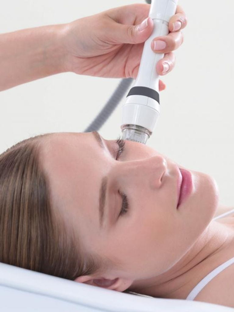 RF-лифтинг параорбитальной области (вокруг глаз), 10 мин.