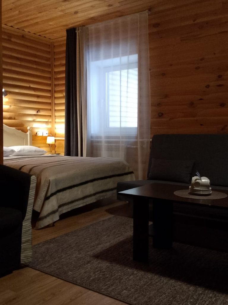 Проживание в номерах «Сьют» в корпусах №4