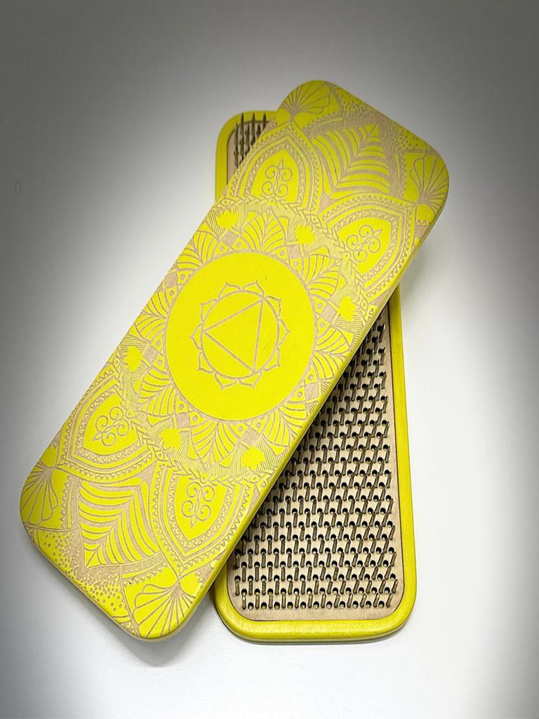 Ассортимент досок Садху с оцинкованными гвоздями