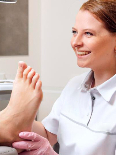 Подарочный сертификат на комплексный подологический педикюр