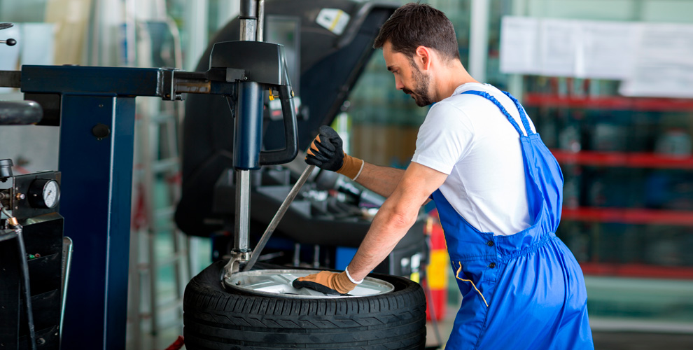 на мини-мойку «3 в 1»: мойка кузова с пеной, мытье ковров, протирка кузова