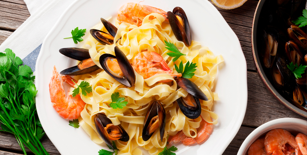 на меню кухни и детское меню без ограничения суммы чека