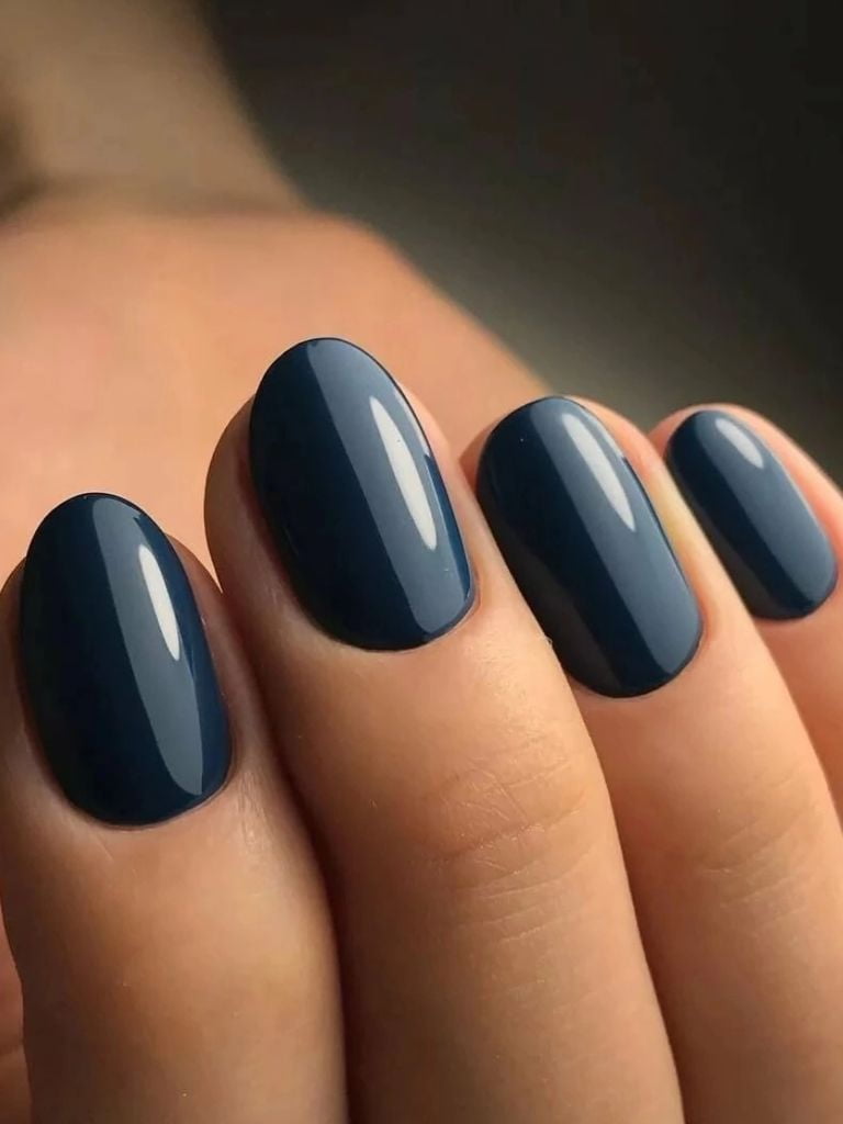 Маникюр + педикюр + покрытие гель-лаком на руках и ногах