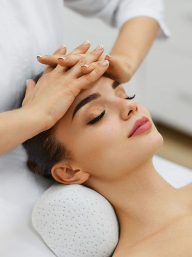 Массаж лица + массаж спины, 60 мин.