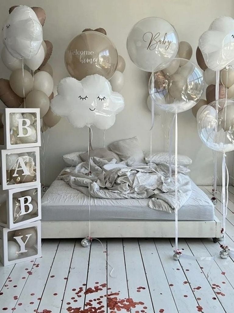 Композиции из шаров «Выписка из роддома»