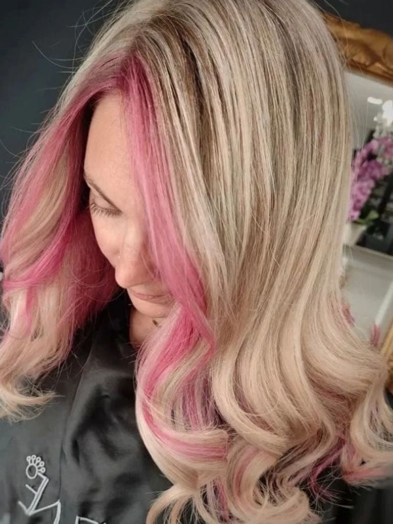 на сложное окрашивание контуринг Schwarzkopf Vario Blond Me + мытьё головы + укладка волос любой длины по форме стрижки