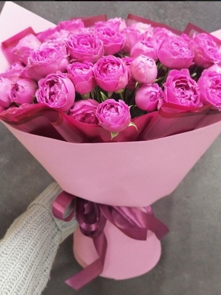 Монобукет «Пионовидные розы мисти баблз»