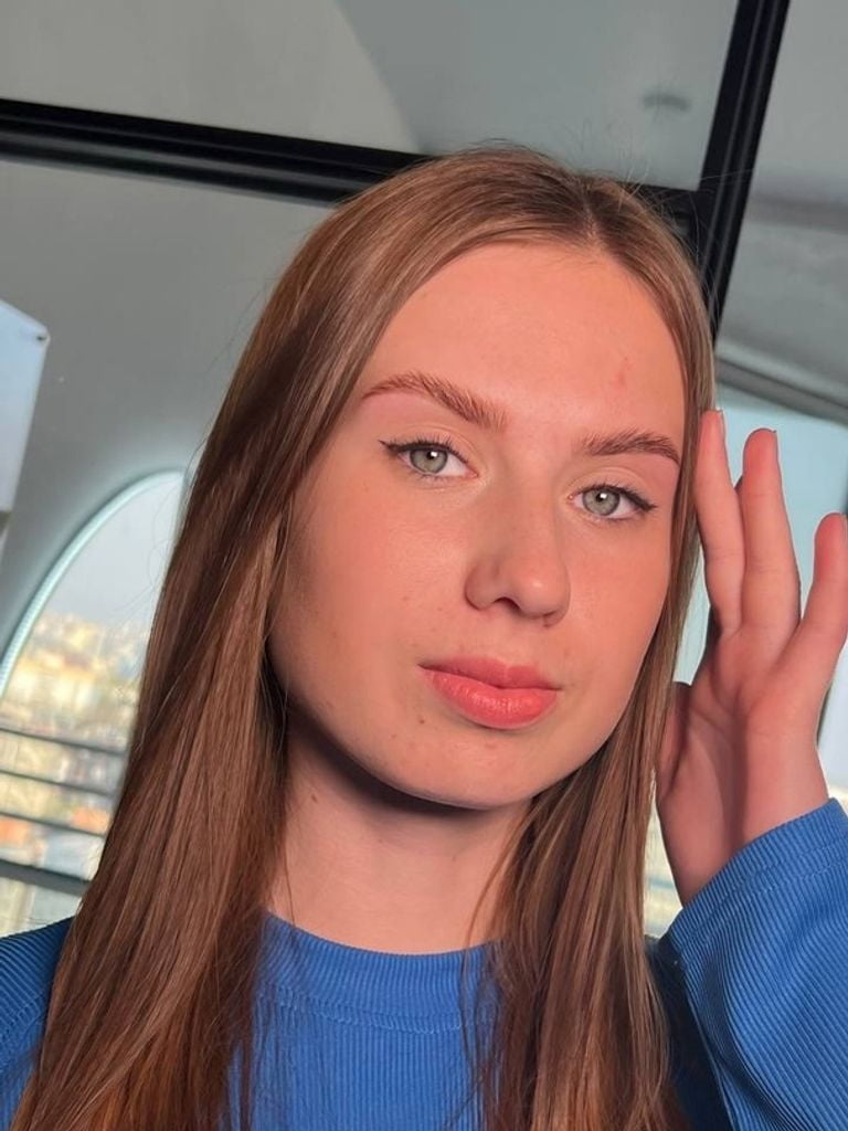 Коррекция + долговременная укладка бровей