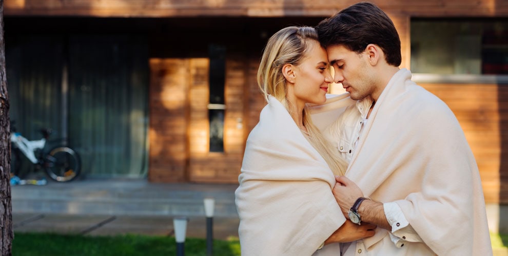 на проживание в будни (заезд с Вс по Пт) + комплекс развлечений для 2 человек