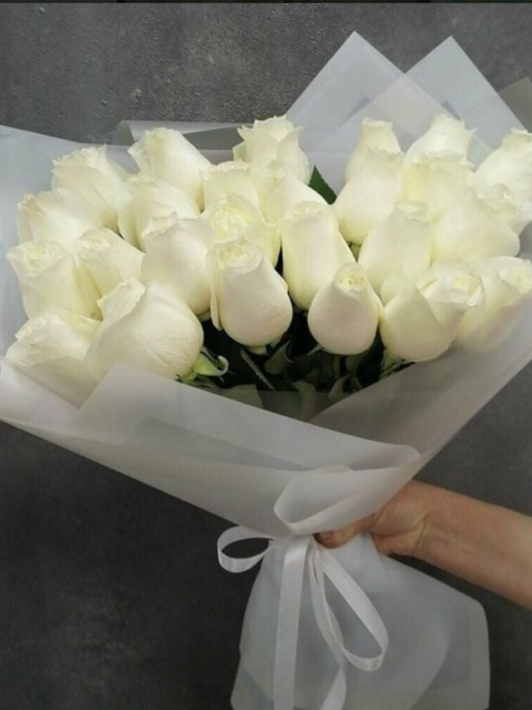 Монобукет «25 белых роз»