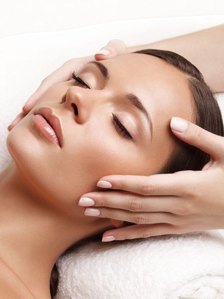 Массаж головы и лица + дарсонваль + маска увлажняющая