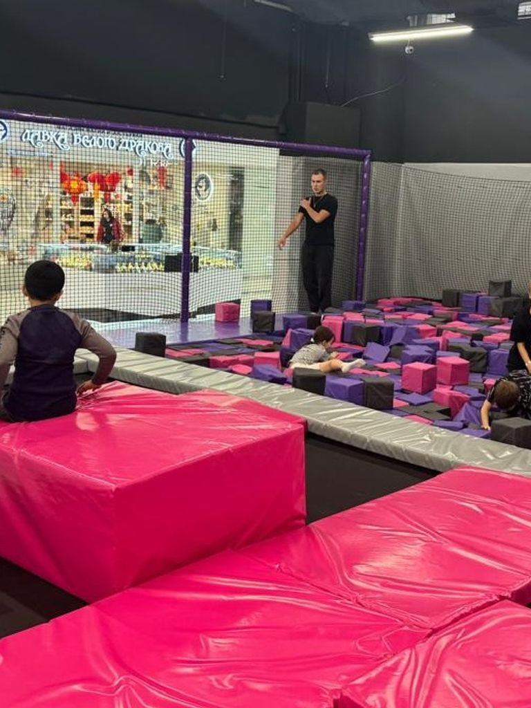 Посещение батутного парка в будние дни на 2 ч.