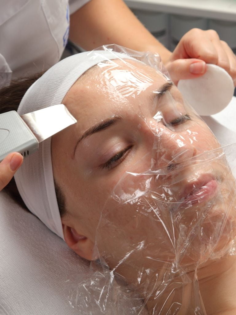 Комбинированная чистка лица + пилинг