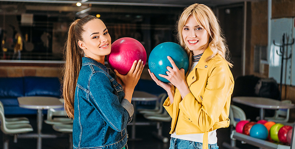 на 2 часа игры в боулинг для компании до 6 человек с Сб по Вс и праздничные дни