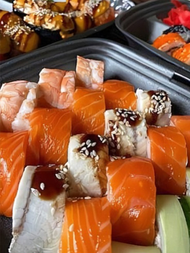 1,5 кг. РОЛЛОВ СО СКИДКОЙ 50%