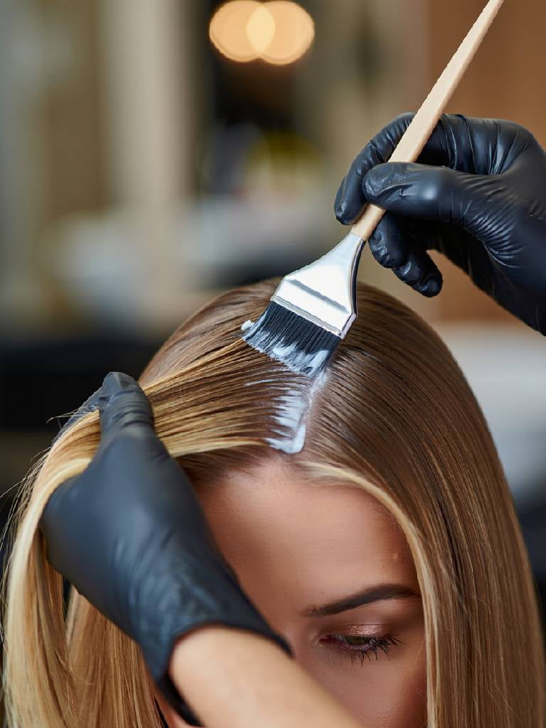 Обесцвечивание корней